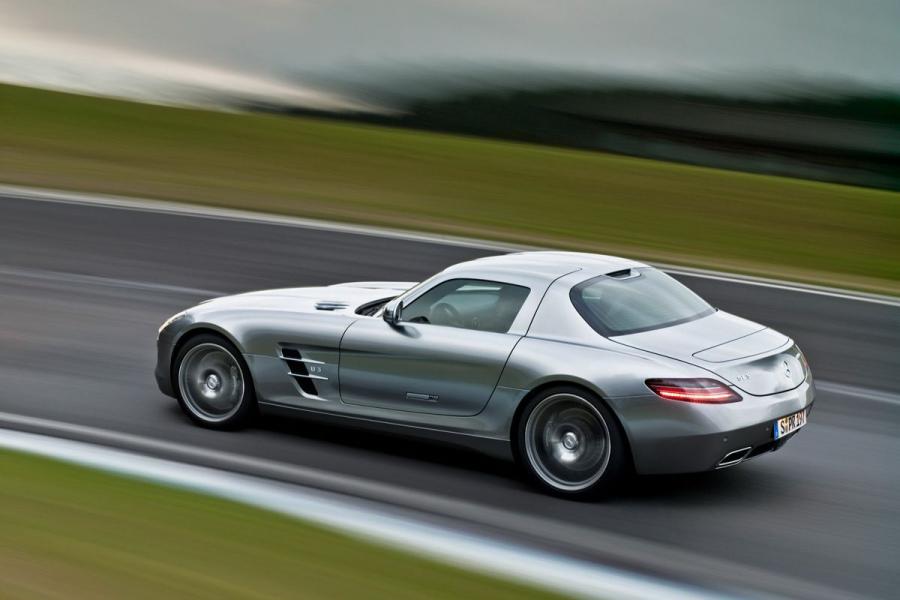  Mercedes-Benz SLS AMG 2010 года  (фото 344 из 526)